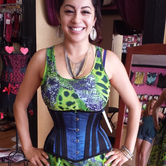 NWT Day of the DEAD Halloween Skull Corset 3XL - Picture 12 of 16